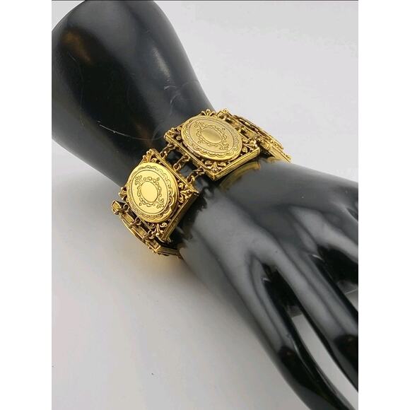 Vintage ART Signed Gold Tone Photo Locket Panel Bracelet Victorian Revival - Picture 9 of 10
